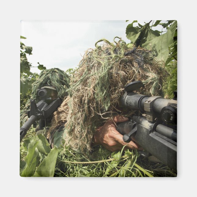 Soldiers dressed in ghillie suits magnet (Front)