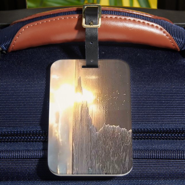 Solid Colour American Luggage Tag (Front Insitu 2)