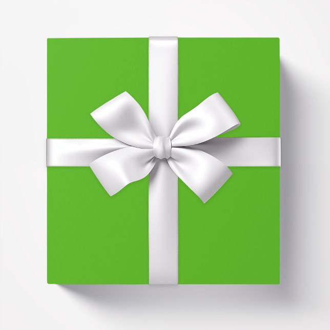 Solid colour kelly green wrapping paper (Creator Uploaded)