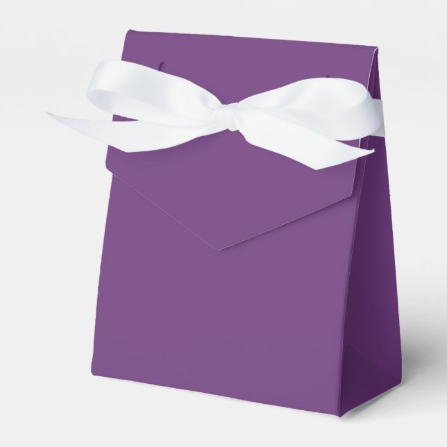 Solid colour plain amaranth dark purple favour box (Front Side)