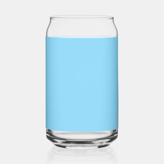 Solid light blue background evenly coloured can glass (Front)