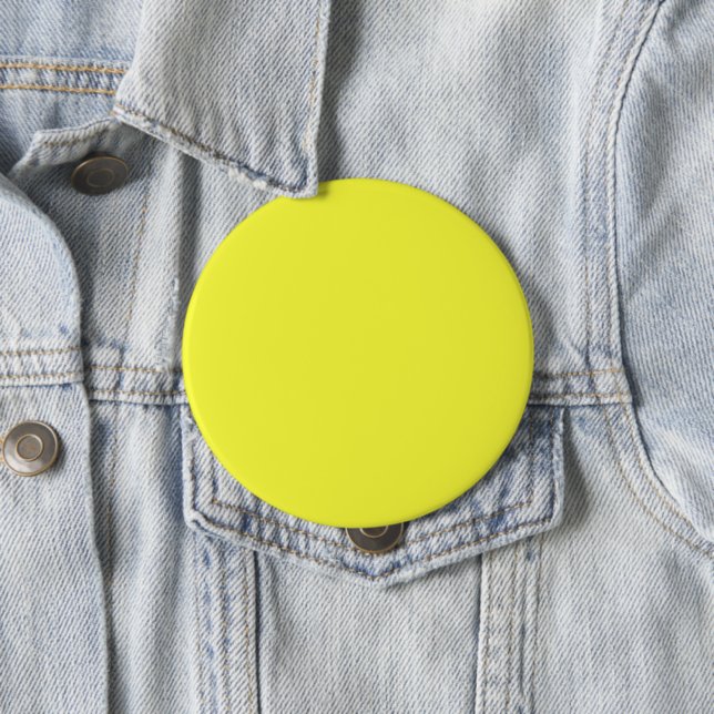Solid plain bright yellow 10 cm round badge (In Situ)