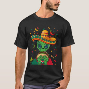 Sombrero Alien & Taco UFO Mexico Flag Cinco De May T-Shirt