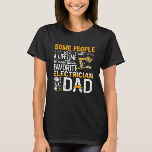 Some People Have To Wait To Meet Their Favourite E T-Shirt