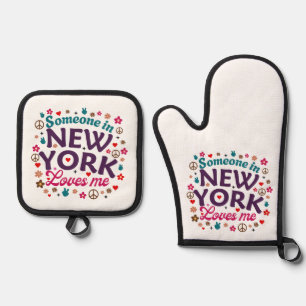 Someone in New York Loves Me Retro Funny Design Oven Mitt & Pot Holder Set