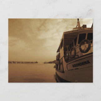 Soñando en el puerto postcard