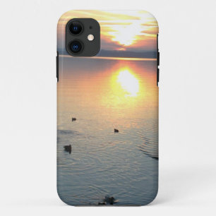 Sonnenuntergang am See mit Enten iPhone 11 Case
