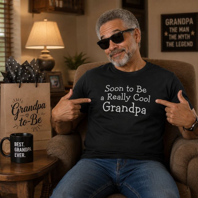 Soon To Be Grandpa Pregnancy Announcement Gift  T-Shirt (Creator Uploaded)