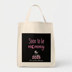 Soon to Be Mummy Loading 2025 Fun T-Shirt Tote Bag