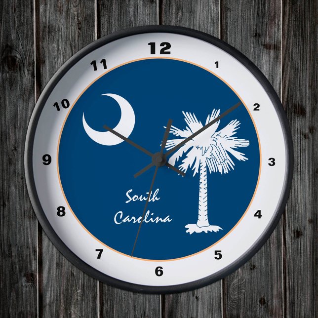 South Carolina & Flag trendy fashion /design USA Round Clock (Creator Uploaded)