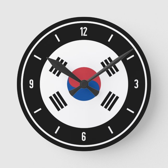 South Korea Flag Elegant Round Clock (Front)