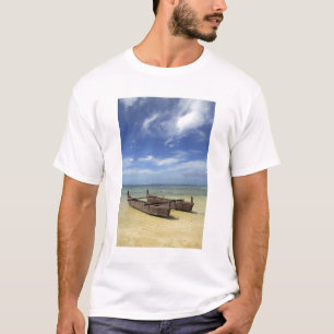 South Pacific, French Polynesia, Moorea. T-Shirt