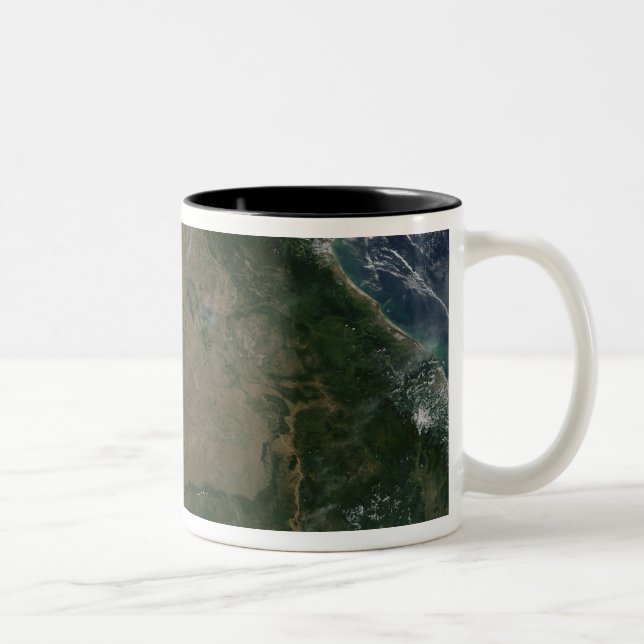 Southeastern Asia Two-Tone Coffee Mug (Right)