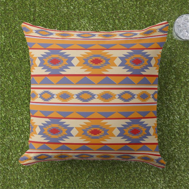 Southwestern tribal pattern cushion (Grass)
