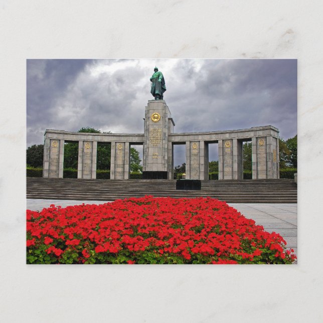 Soviet War Memorial, Berlin, Germany Postcard (Front)
