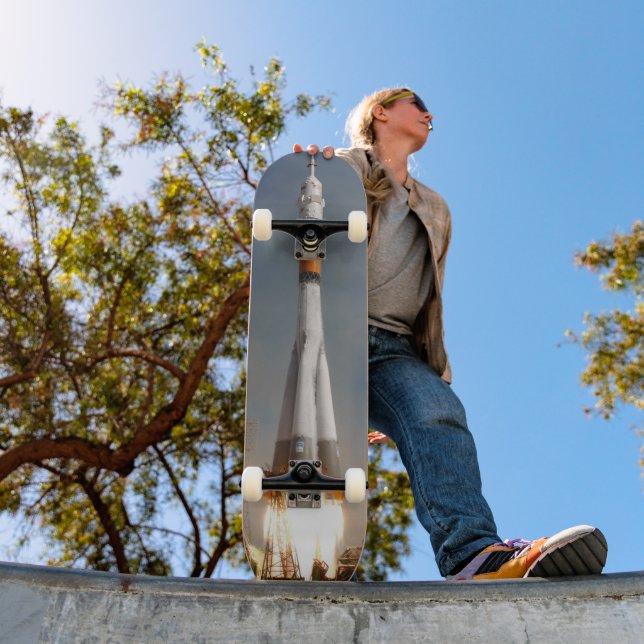 Space Rocket Skateboard (Outdoor 1)