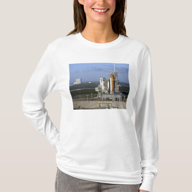 Space shuttle Atlantis 3 T-Shirt (Front)