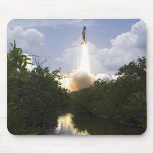 Space Shuttle Atlantis lifts off 26 Mouse Pad