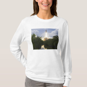 Space Shuttle Atlantis lifts off 26 T-Shirt