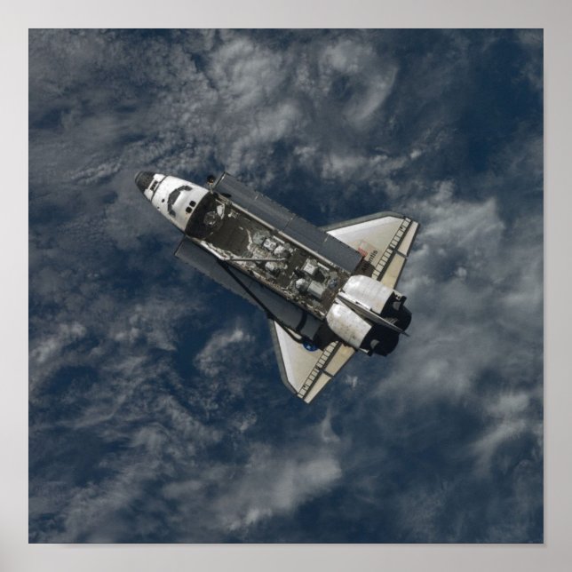 Space Shuttle Atlantis Poster (Front)