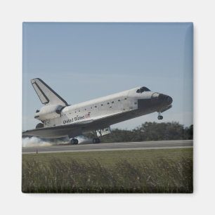 Space shuttle Atlantis touches down 2 Magnet