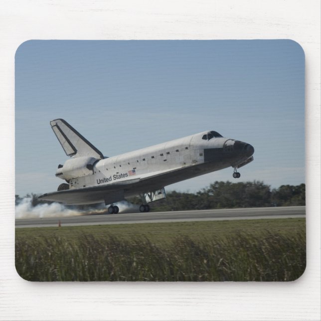 Space shuttle Atlantis touches down 2 Mouse Pad (Front)