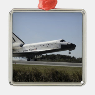 Space shuttle Atlantis touches down 3 Metal Tree Decoration