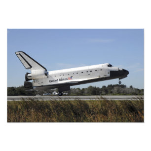 Space shuttle Atlantis touches down Photo Print