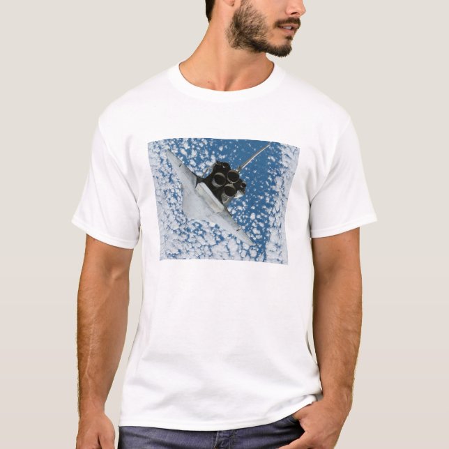 Space Shuttle Discovery 8 T-Shirt (Front)
