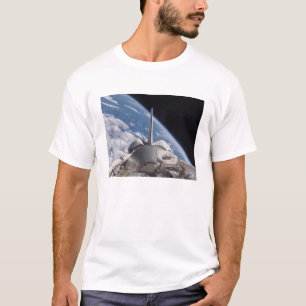 Space Shuttle Discovery backdropped by Earth T-Shirt