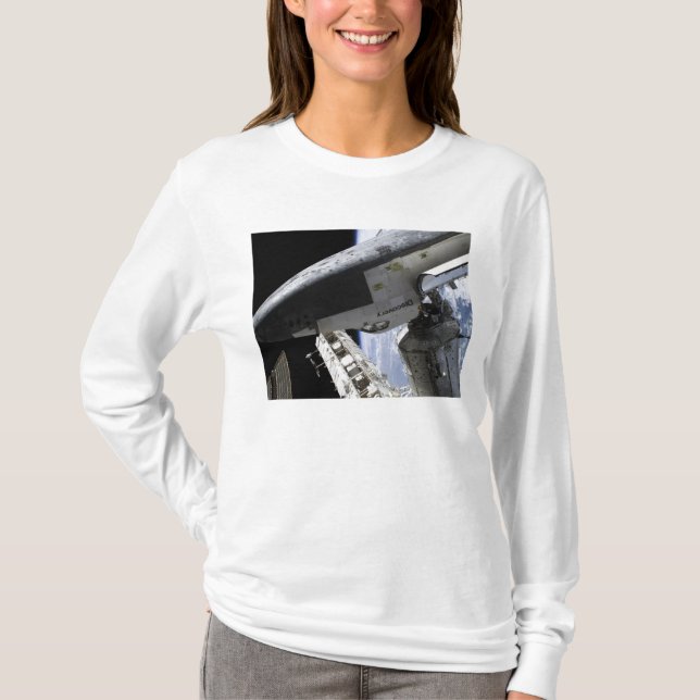 Space Shuttle Discovery docked T-Shirt (Front)