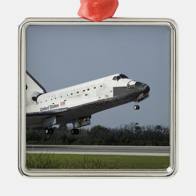 Space shuttle Discovery lands on Runway 33 2 Metal Tree Decoration (Front)