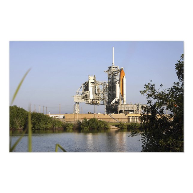 Space Shuttle Discovery sits ready Photo Print (Front)