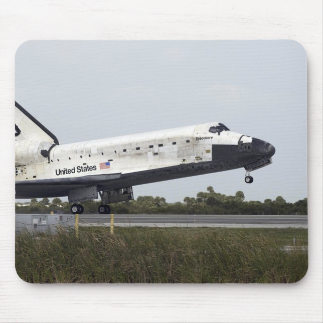 Space Shuttle Discovery touches down Mouse Pad (Front)