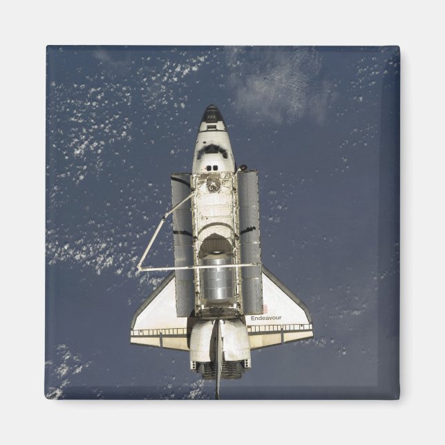 Space Shuttle Endeavour 16 Magnet (Front)