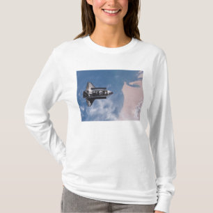 Space Shuttle Endeavour 19 T-Shirt