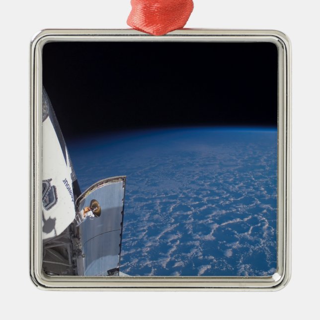 Space Shuttle Endeavour 24 Metal Tree Decoration (Front)