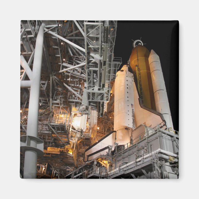 Space Shuttle Endeavour on the launch pad Magnet (Front)