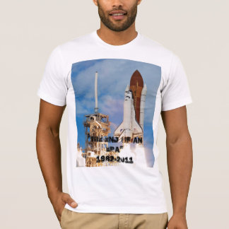 Space shuttles final flight T-Shirt