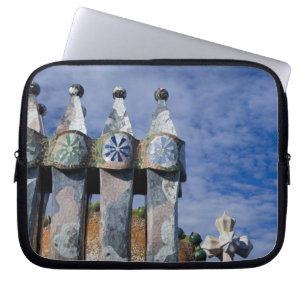 Spain, Catalonia, Barcelona. Casa Batllo (1906). 2 Laptop Sleeve