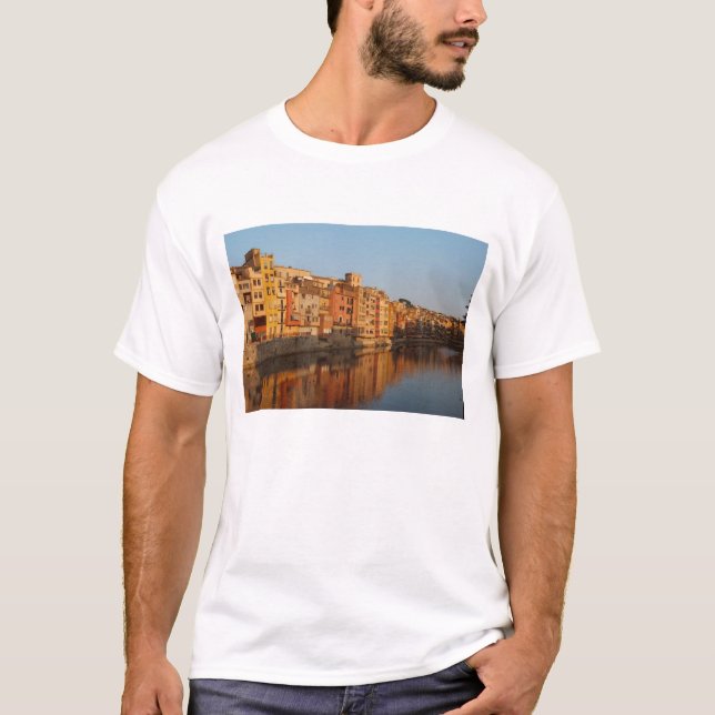 Spain. Catalonia. Gerona. Houses on the Onyar T-Shirt (Front)