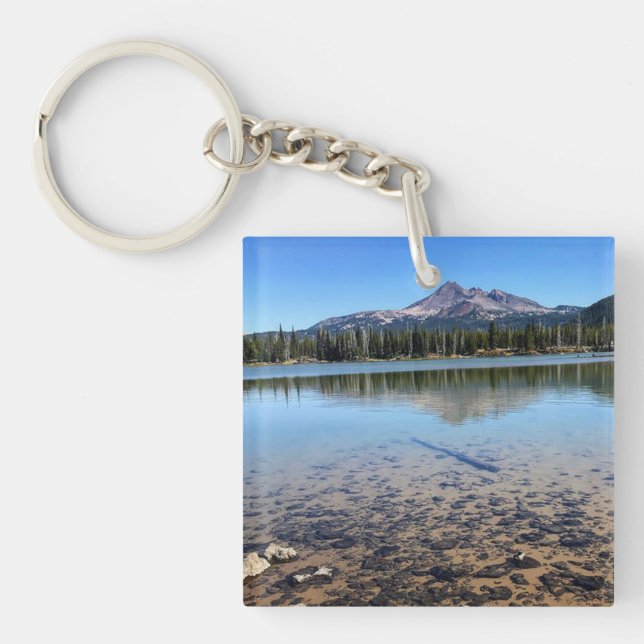 Sparks Lake with View of Broken Top, Oregon Key Ring (Front)