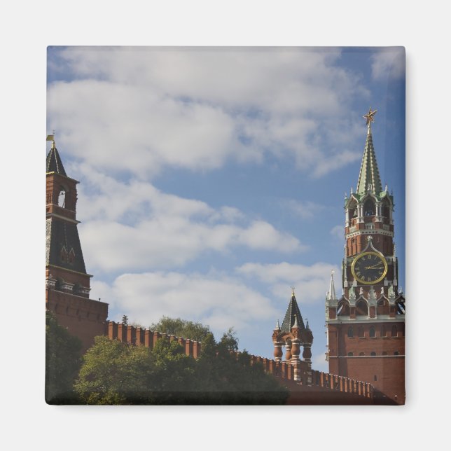 Spasskaya Tower in Red Square, Moscow, Russia Magnet (Front)