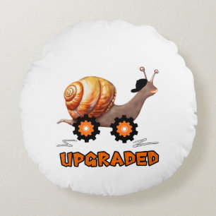 Speedy snail round cushion