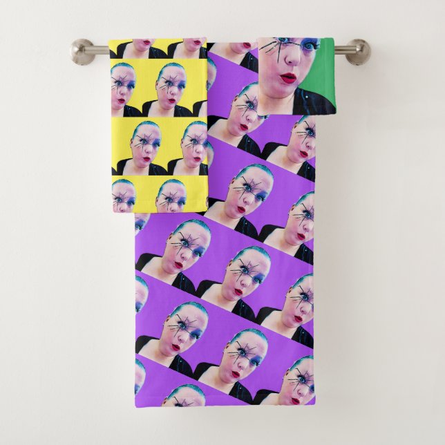 Spider Eye Bath Towel Set (Insitu)