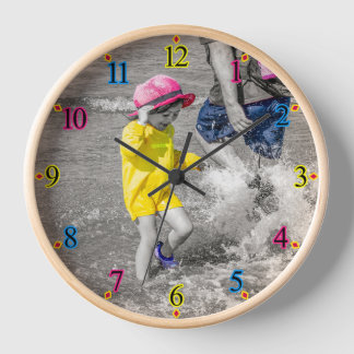 splashing joy clock