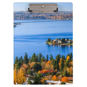 Splendid colours of fall at Bellevue Clipboard