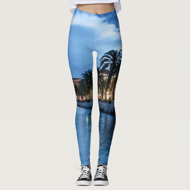 Split promenade in Croatia Leggings (Front)