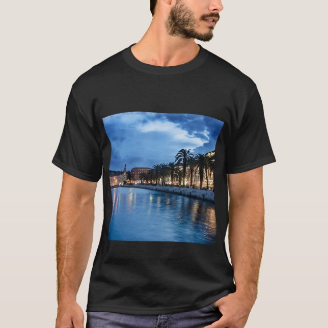 Split promenade in Croatia T-Shirt (Front)