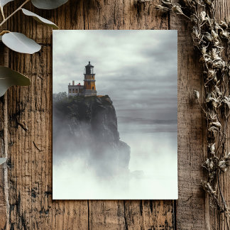 SPLIT ROCK LIGHTHOUSE - MINNESOTA POSTCARD